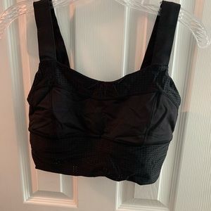 Lululemon sports bra/ crop top